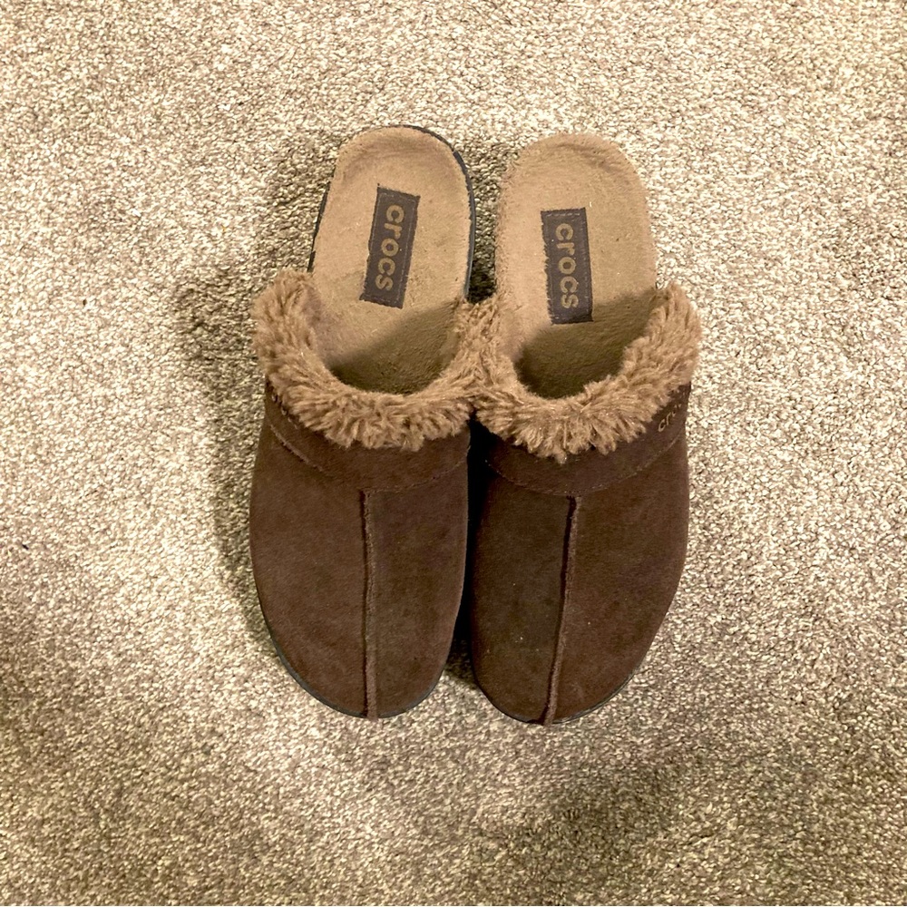 Women’s Dressy Crocs! Size 7